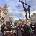 دیدگاه مسیحیان درباره جنگ؛ «از شری بزرگ‌تر از جنگ تا نپیچیدن مسیحیت در پرچم»