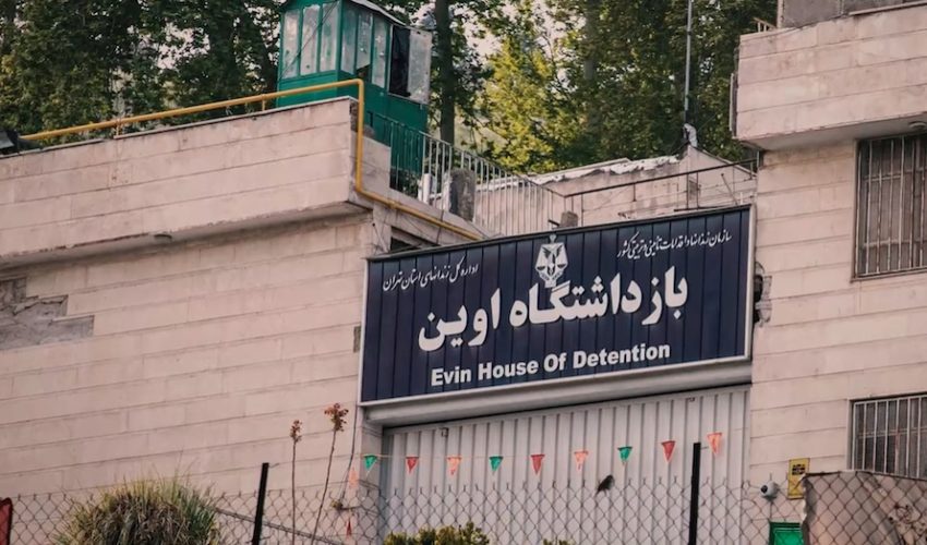 Iran’s judiciary boasts about Christmas leave for Christian prisoners, as arrests continue